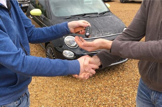 هل يجب أن أبيع سيارتي المستعملة الآن ؟ إليك ما تقوله اتجاهات السوق !!