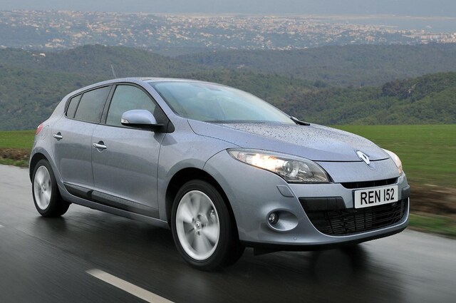 تعرفوا على رينو ميجان هاتشباك 2010 المستعملة بمصر