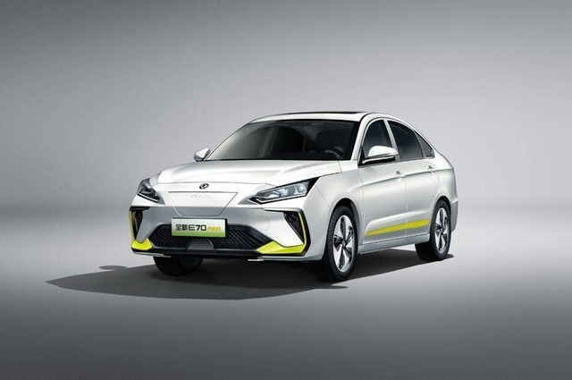 ارتفاع أسعار أيولوس E70 Pro الكهربائية من دونجفينج بمصر