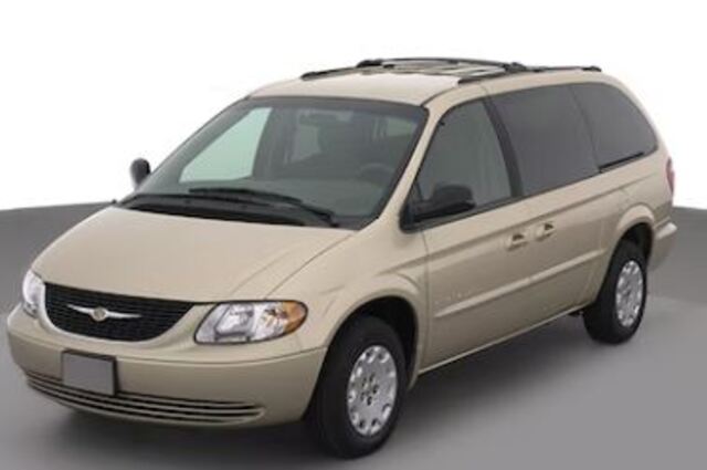 كرايسلر تاون اند كانتري وتويوتا وأوبل وشاهين بمزادات جديدة