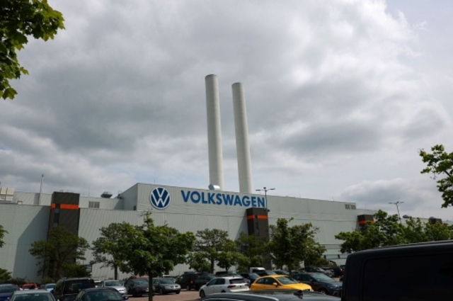 إنتاج شركة فولكس فاجن يعود إلى طبيعته بعد مشكلة كبيرة