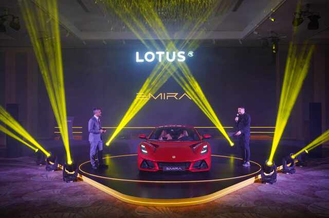 اطلاق توكيل لوتس لأول مرة بمصر وظهور أول سياراته Emira