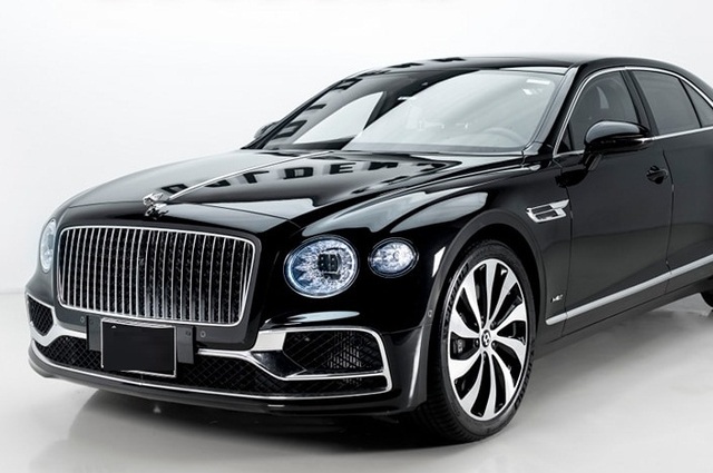 بنتلي فلاينج سبير 2021 مستعملة معروضة لعشاق الفخامة بمصر