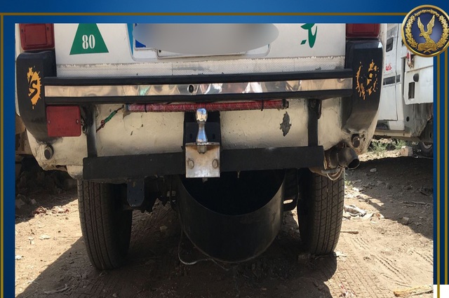 4.6 مليون جنيه في مخبأ سري مكان الاستبن بسيارة نقل 