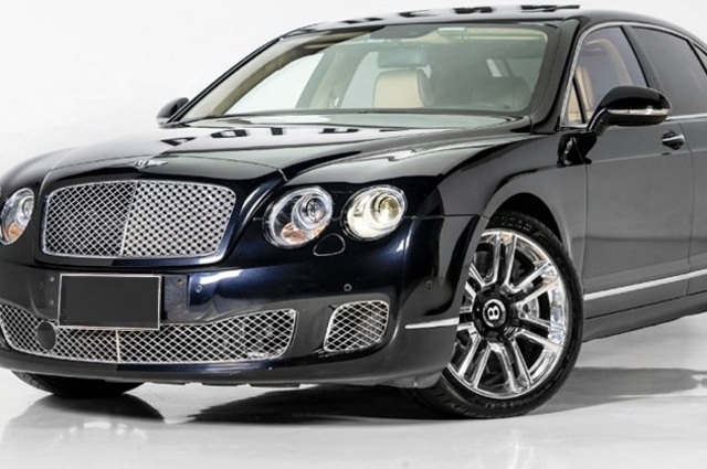 بنتلي فلاينج سبير 2010 مستعملة للبيع في مصر 