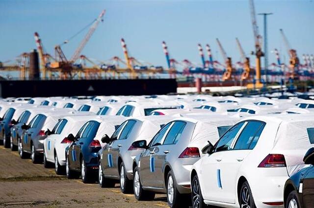 حل مشكلات دخول سيارات المصريين بالخارج في تطبيق إلكتروني جديد