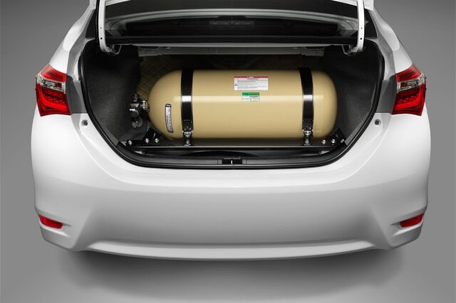 مسئول يدعو أصحاب السيارات للتحويل للغاز و200 مليون جنيه للتوسع بالمشروع