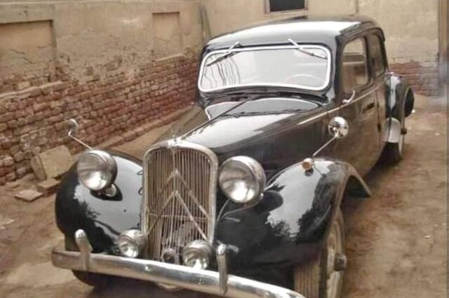 للبيع في مصر : سيتروين تراكشن أفانت 1954 بسعر 900 ألف جنيه