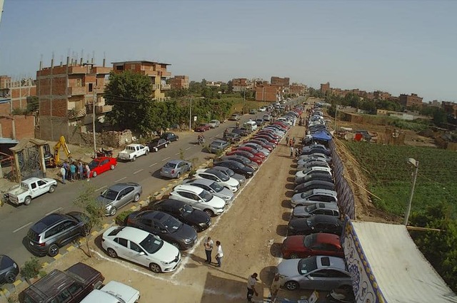 صور لأول يوم عمل لسوق شبين الكوم للسيارات المستعملة 