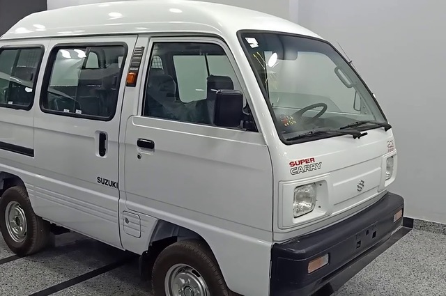 سوزوكي وشيفروليه وتويوتا يسيطرون على مبيعات الحافلات بمصر