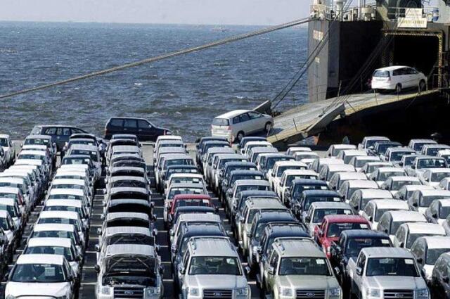 المالية المصرية تؤكد تسريع وتيرة إنهاء إجراءات استيراد سيارات المصريين بالخارج