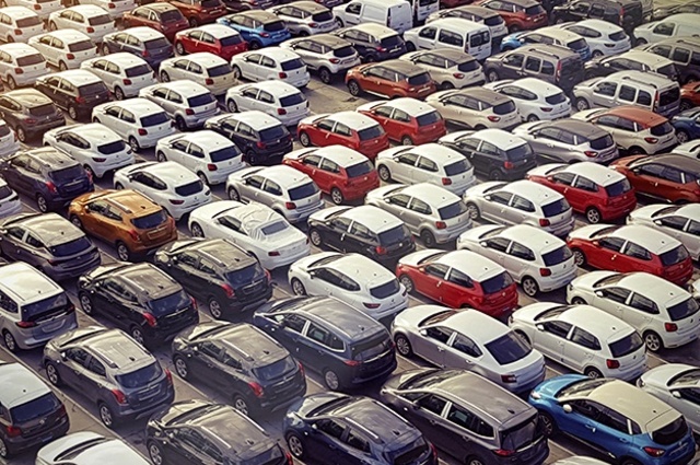 خبير : أسعار السيارات ستنخفض مع استمرار ركود المبيعات