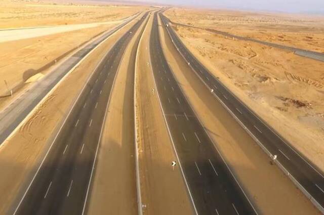 تخصيص مليار جنيه لمشروعات الطرق ومنها السويس السخنة