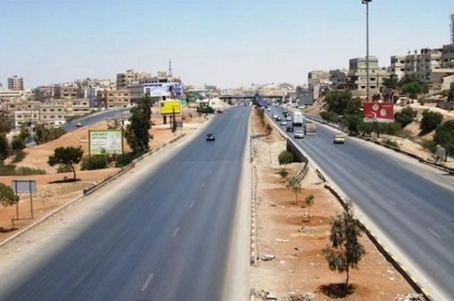 غلق كلي لأحد اتجاهات الأوتوستراد بسبب القطار الكهربائي السريع