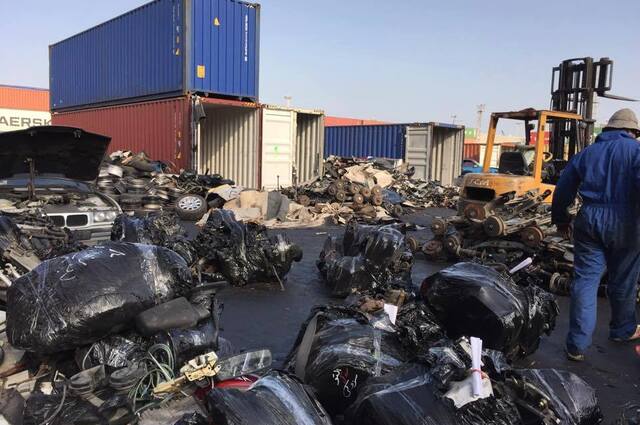 الإفراج عن قطع غيار موتوسيكلات وسيارات من جمارك دمياط في يناير 