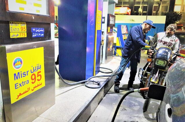 ارتفاع سعر البنزين في عدد من الدول العربية