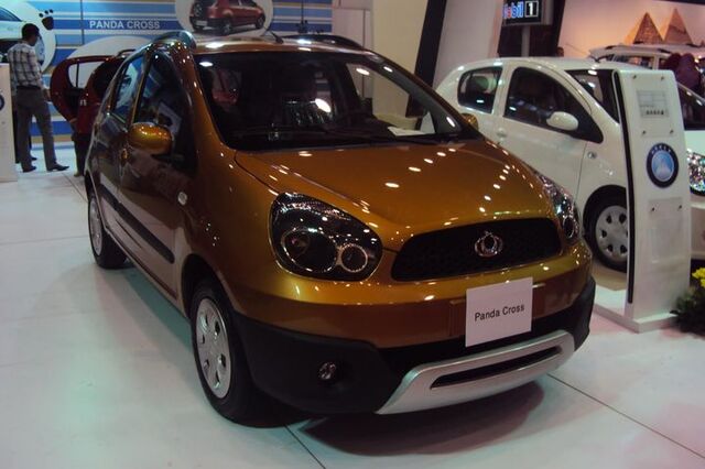 تعرفوا على جيلي باندا كروس المستعملة النادرة في مصر 