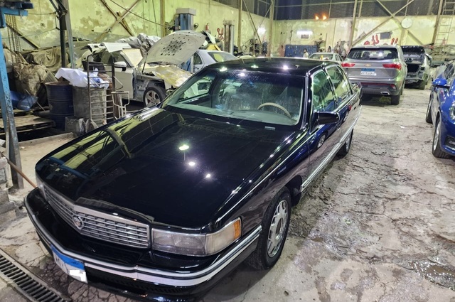 سيارات مستعملة للبيع في مصر..كاديلاك كلاسيكية فاخرة بـ300 ألف جنيه