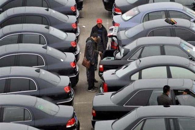 زيادة جديدة 10% في أسعار السيارات حسب خبراء