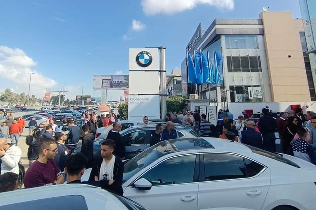 بالطوابير: اقبال كبير على حجز سيارات BMW في مصر اليوم