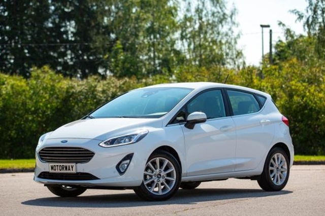 فورد فيستا وأوبل كورسا المعروفين في مصر أكثر السيارات المستعملة مبيعاً في بريطانيا