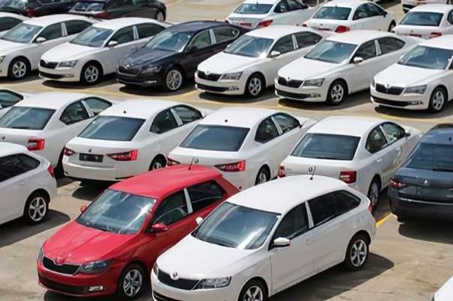 خبير: أسعار السيارات المستعملة تشهد انخفاض تدريجي في الفترة الحالية 