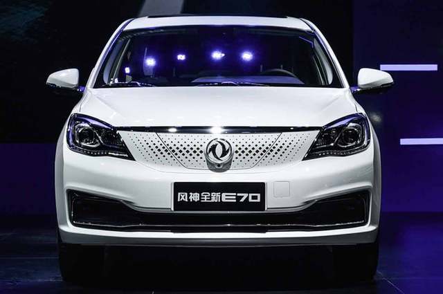 انطلاق سيارة دونج فينج إيليوس E70 برو الكهربائية في مصر 