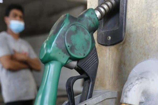 بدون تغيير : ثبات سعر البنزين والسولار في مصر 