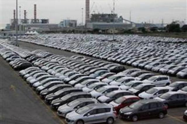 أبوالمجد يؤكد أن السماح للمصريين بالخارج بادخال سياراتهم سيقضي على الأوفربرايس