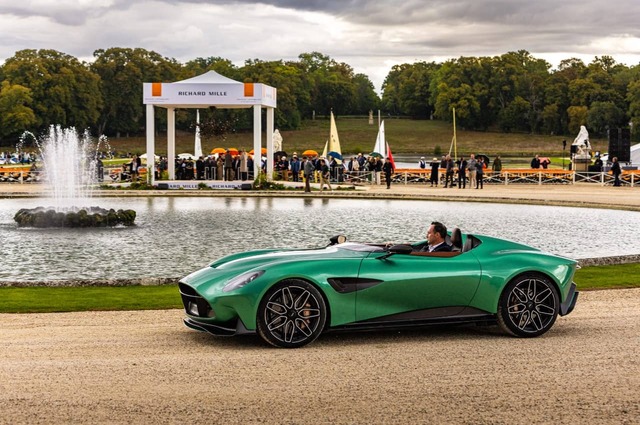 دي بي آر 22 من أستون مارتن تفوز بجائزة أفضل سيارة في معرض كونكورس دي إليجانس 