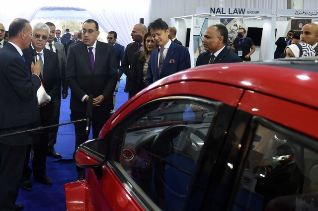 سيارة مصرية جديدة كهربائية بسعر منافس وحجم صغير 