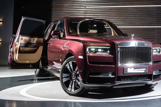 للبيع في مصر : رولزرويس كولينان 2022 بقوة 563 حصان