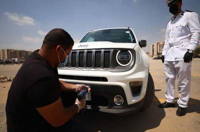 ترخيص أكثر من 14 ألف سيارة ملاكي في أغسطس 