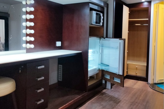 هذا الميني باص في مصر من شركة جي بي غبور أوتو