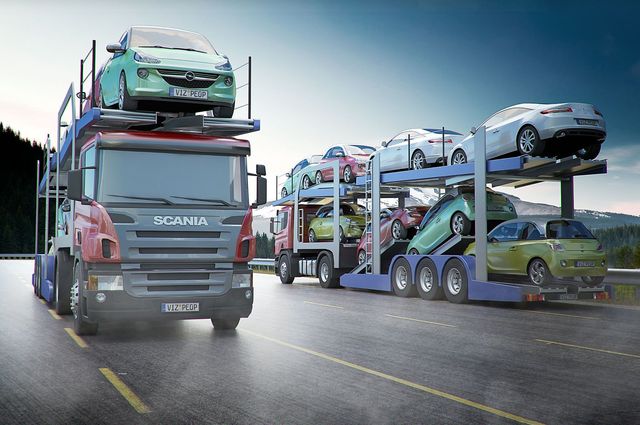 تجار السيارات تطالب فتح باب الاستيراد بعملات غير الدولار وعودة المستعمل الهايبرد والكهربائي