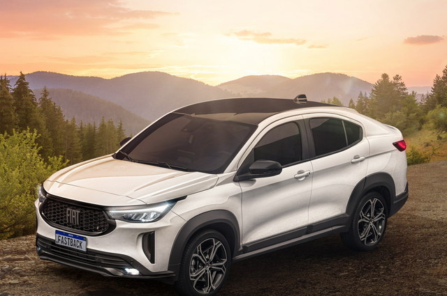فيات تعلن عن SUV جديدة باسم فاستباك وتقتحم هذه الفئة التي غابت عنها