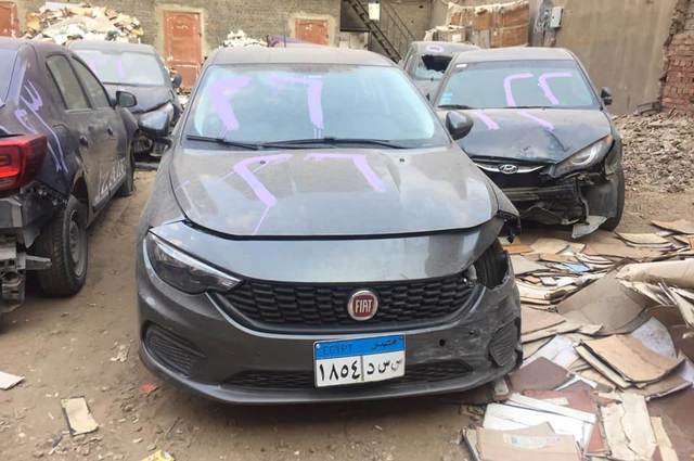 سر الإقبال على سيارات الحوادث في  المزادات بمصر