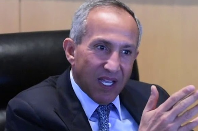 الدار المصرية اللبنانية تصدر مذكرات رجل الأعمال البارز رءوف غبور 