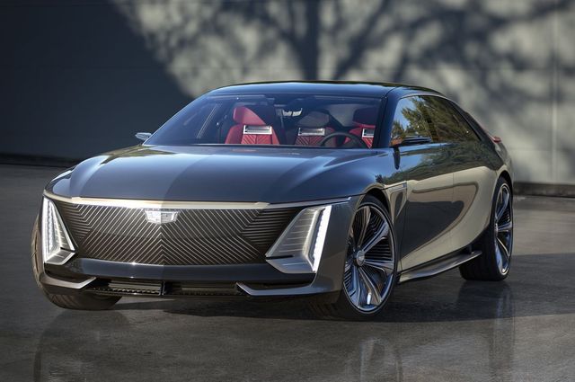 الجمال المتحرك : كاديلاك سيلستيك الكهربائية السيدان الوجه الآخر للفخامة 