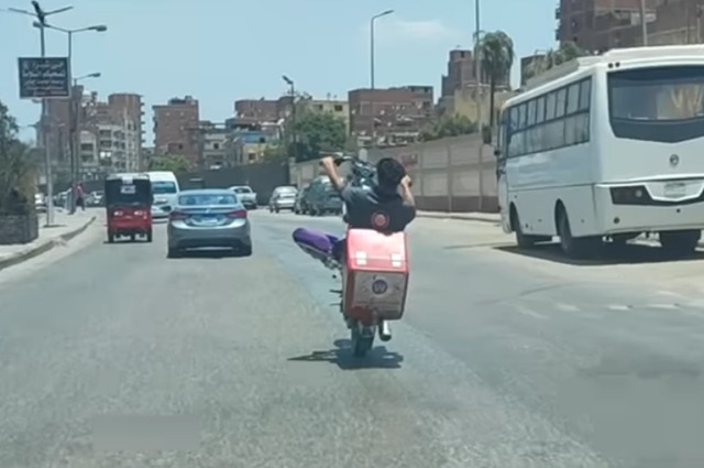 رافع حصان ,, الداخلية تعلن ضبط سائق دراجة نارية 