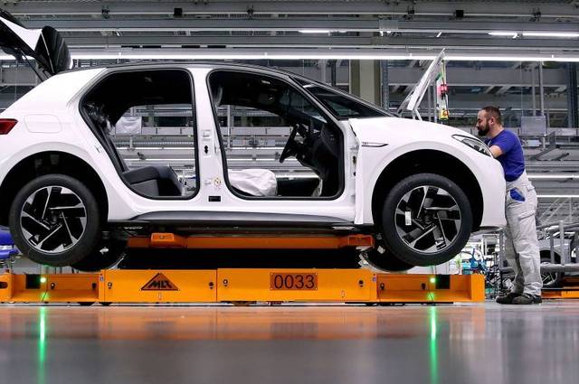 تصنيع سيارة كهربائية ألمانية قريباً في مصر