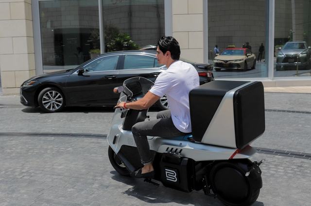 أبوهشيمة يجهز لطرح اسكوتر كهربائي في مصر لأول مرة