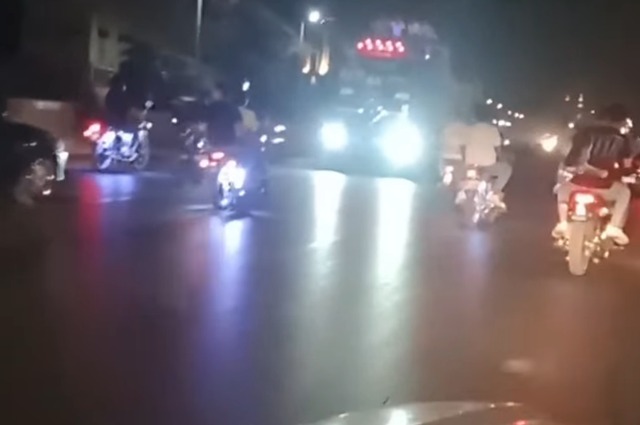 ضبط سائق نقل قادها للخلف على صلاح سالم 