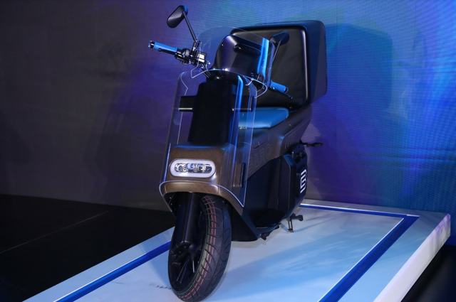 أبوهشيمة يعلن تصنيع دراجات كهربائية في مصر بالتعاون مع الإمارات