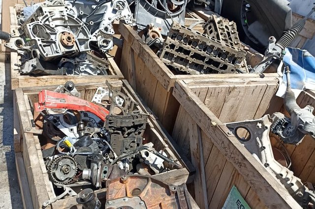 أكثر من 10 آلاف قطعة غيار في مزاد جديد بالقاهرة والاسكندرية 