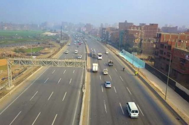 تحويلة مرورية في المعادي بسبب غلق تنفيذ مطلع الدائرى من محور كورنيش النيل