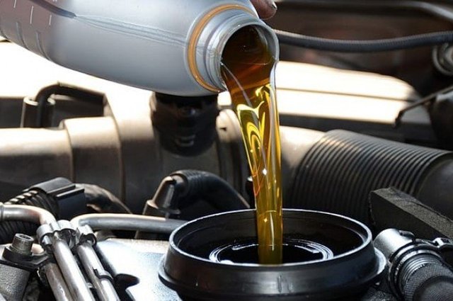 علامات تغيير زيت المحرك