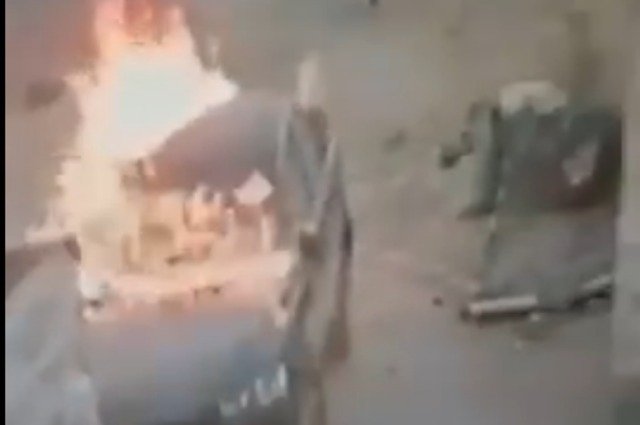 ضبط سيدة أشعلت النار في سيارة بمصر لخلافات عائلية