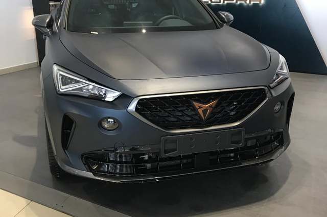 "كيان إيچيبت " تُطلق "كوبرا" لأول مرة بمصر مع سياراتها الشهيرة فورمنتور