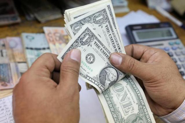 زيادة متوقعة في أسعار السيارات مع ارتفاع سعر الدولار 